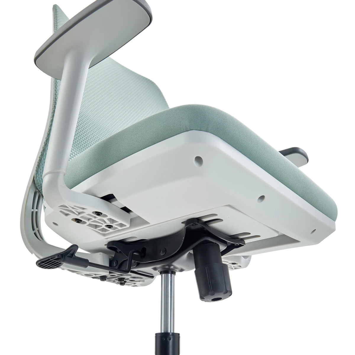 Unterseite der Sitzfläche mit Verstellmechanismus des Homeoffice-Bürostuhls PROFONDO ECO W von hjh OFFICE
