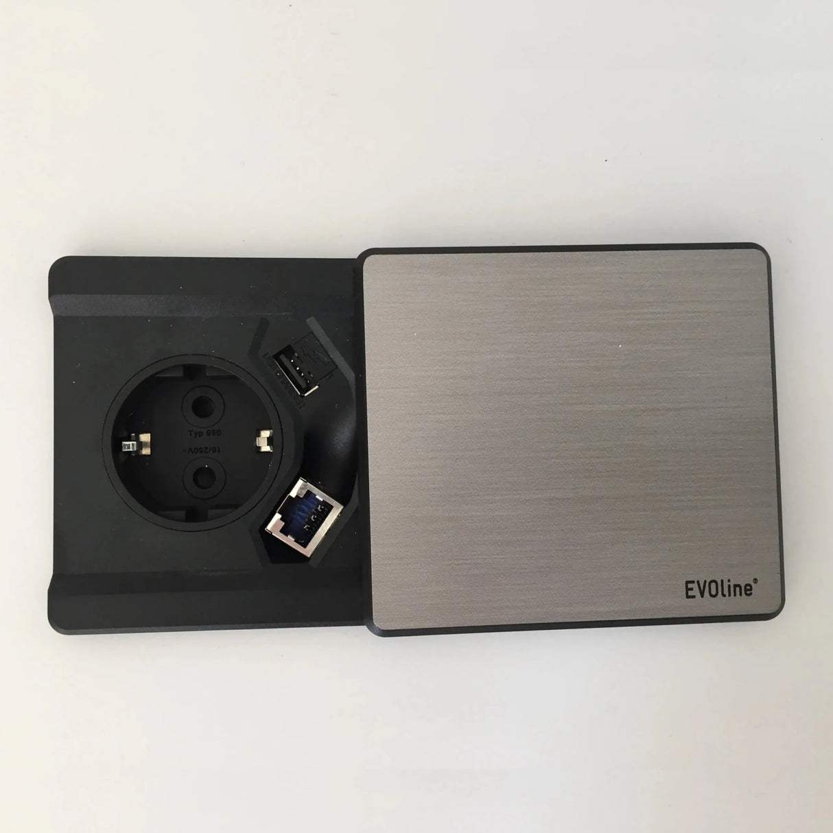 ELDO800 | Steckdosenleiste (ohne Fräsung) | 1 x Steckdose | 1 x USB | 1 x RJ45 - Zubehör