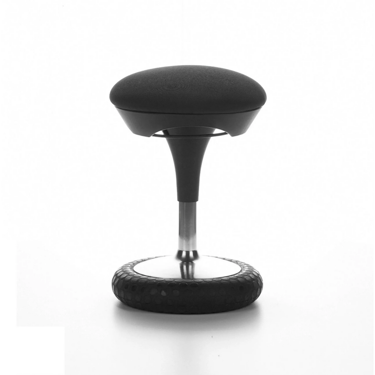 Schwarze Stehhilfe SITNESS 20 mit gepolsterter Sitzfläche und rundem Fuß von Topstar – 360-Grad-Ansicht (Frontansicht 0°)