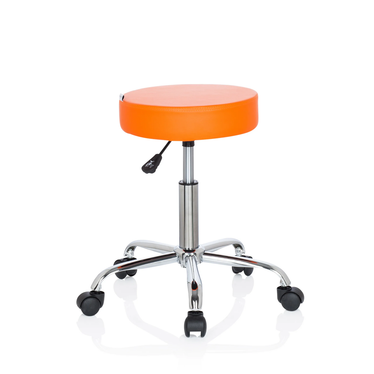 Oranger Drehhocker OPERATOR II mit Gasfeder und Fußkreuz mit fünf Rollen von hjh OFFICE – 360-Grad-Ansicht (schräge Frontansicht 40°)