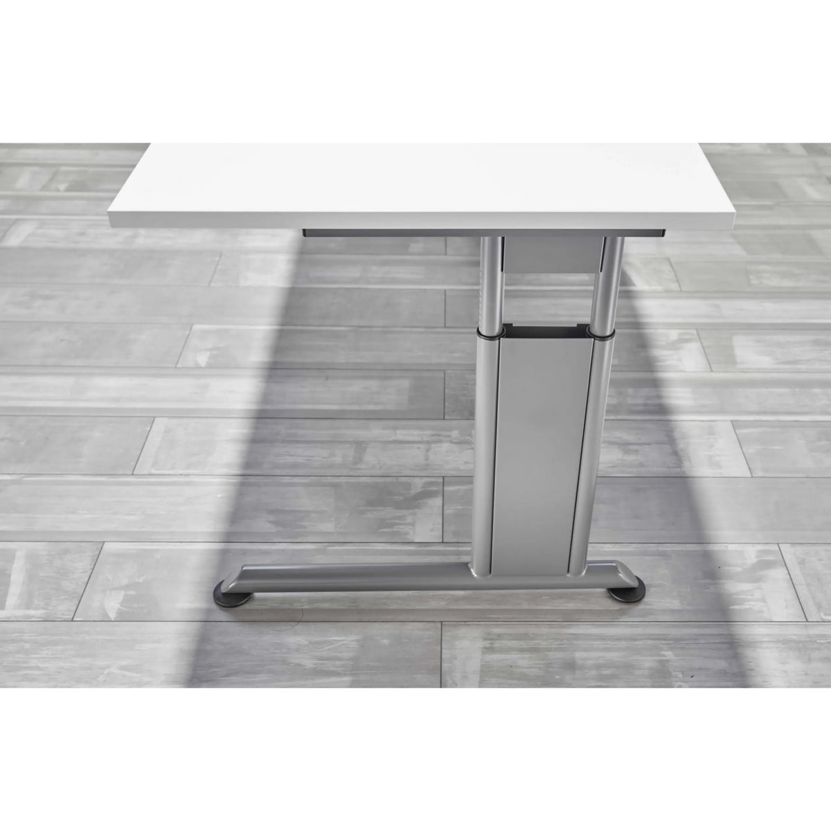 Höhenverstellbares Gestell des Schreibtischs ZENO 12 G in Silber mit weißer Tischplatte von hjh OFFICE PRO