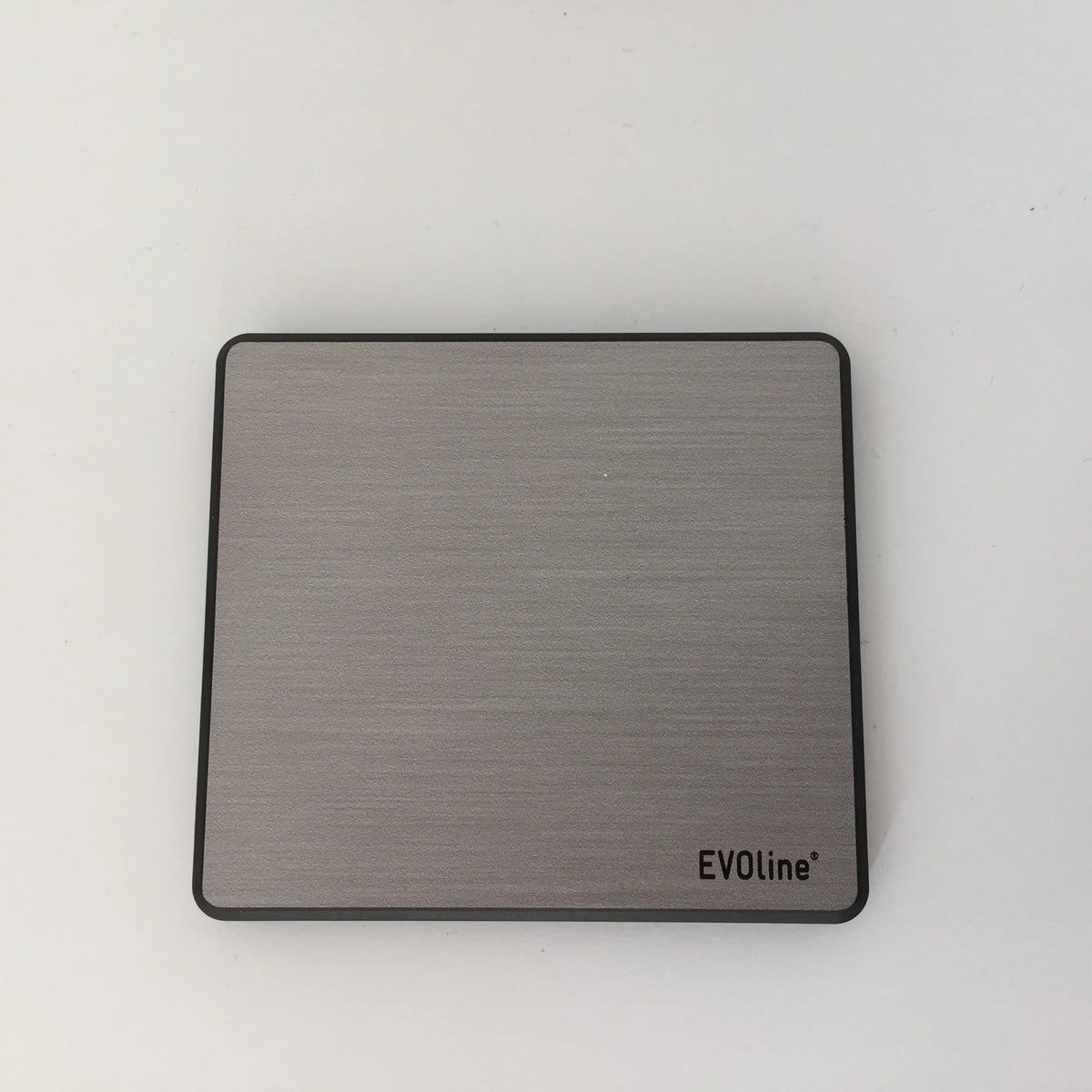 Edelstahl-Abdeckung des Zubehörs ELDO800 mit gebürsteter Oberfläche und Logo von hjh OFFICE PRO