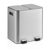 Silberner Mülleimer Clean 10 mit zwei geteilten Deckeln und zwei Trittpedalen von hjh OFFICE – 360-Grad-Ansicht (schräge Frontansicht 30°)